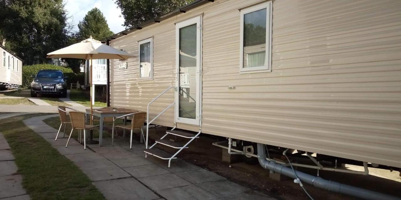 Haven Rockley Park,Lytchett Bay View Poole Exterior foto